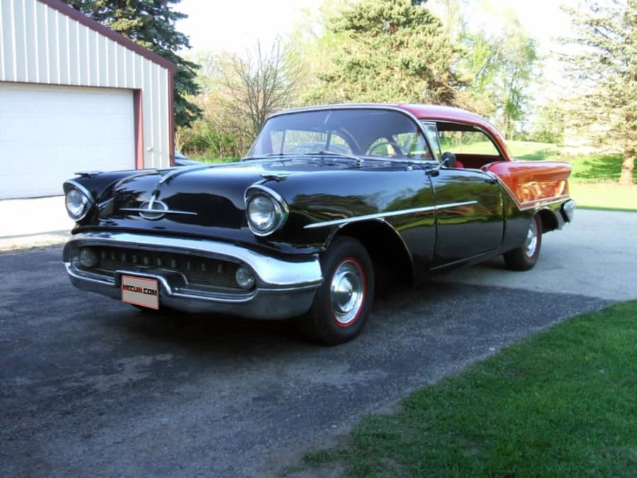 1957 Oldsmobile 88 - Image 4 of 4