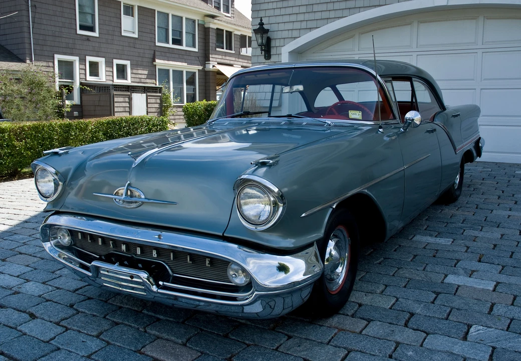 1957 Oldsmobile 88 - Image 15 of 22