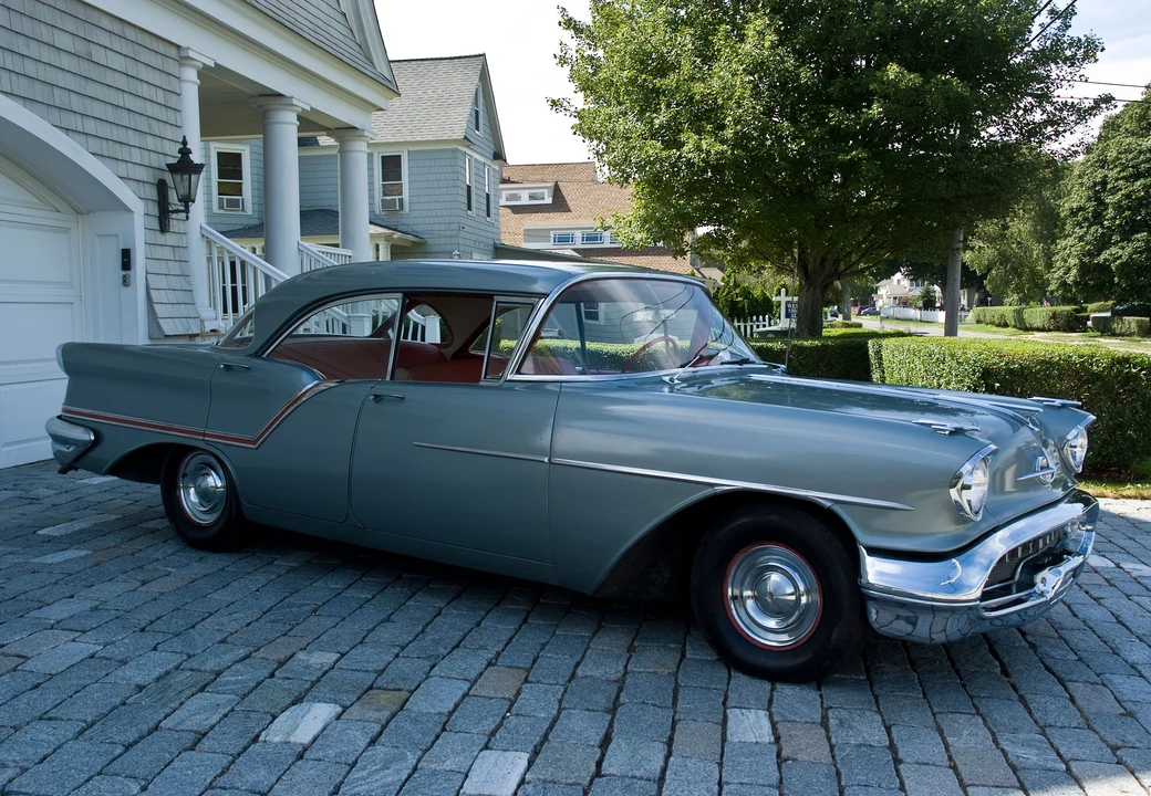 1957 Oldsmobile 88 - Image 21 of 22