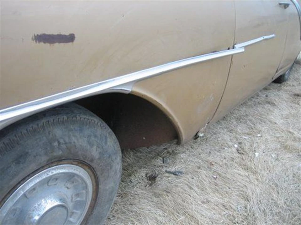 1957 Oldsmobile 88 - Image 9 of 14