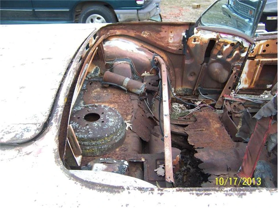 1957 Oldsmobile 98 - Image 9 of 17