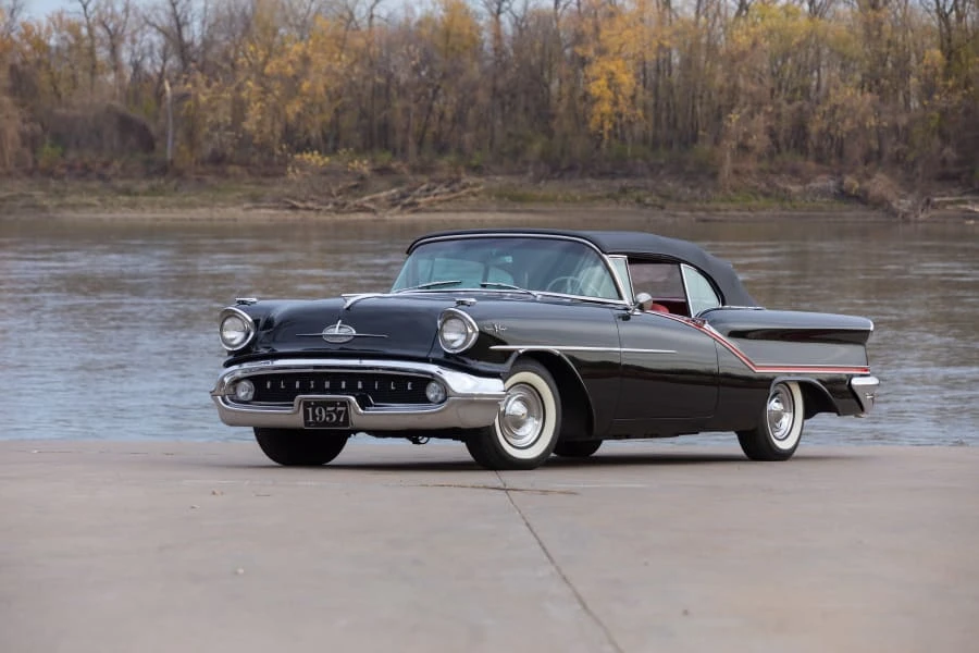 1957 Oldsmobile 98 - Image 19 of 30