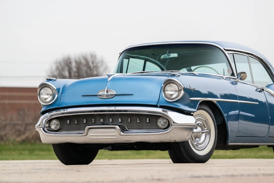 1957 Oldsmobile 98 - Image 19 of 31