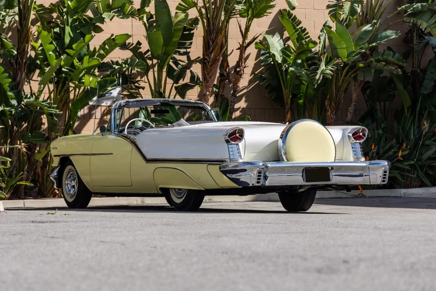 1957 Oldsmobile 98 - Image 16 of 31