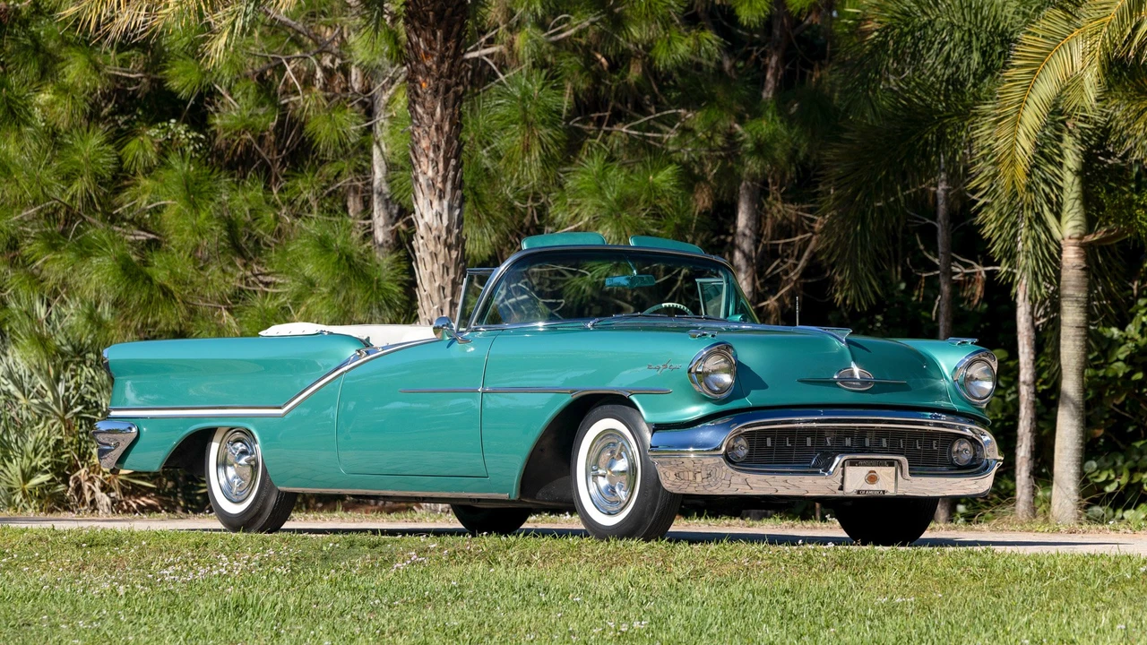 1957 Oldsmobile 98 - Image 18 of 31