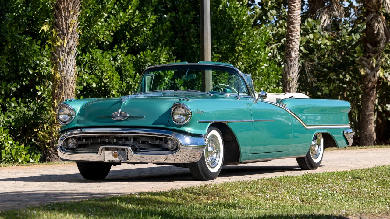 1957 Oldsmobile 98 - Image 13 of 31