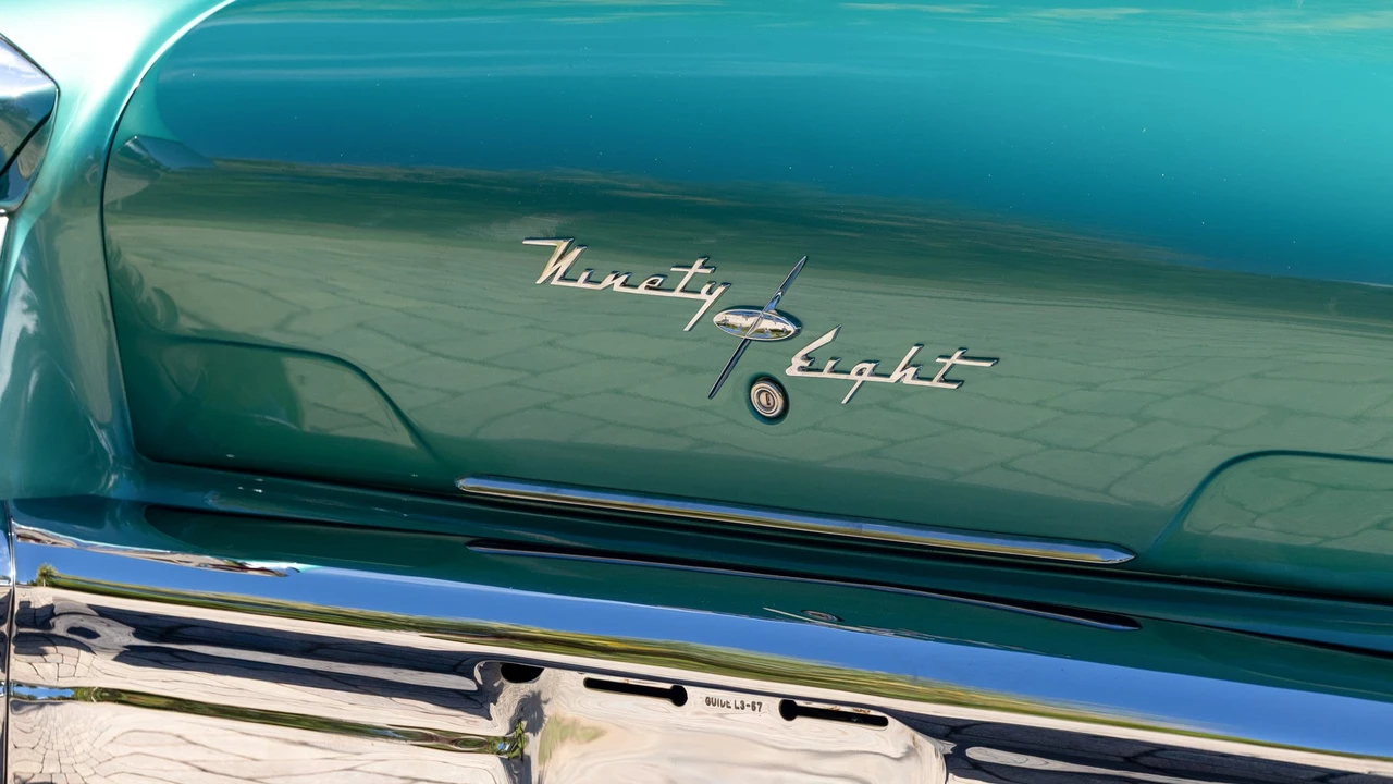 1957 Oldsmobile 98 - Image 26 of 31