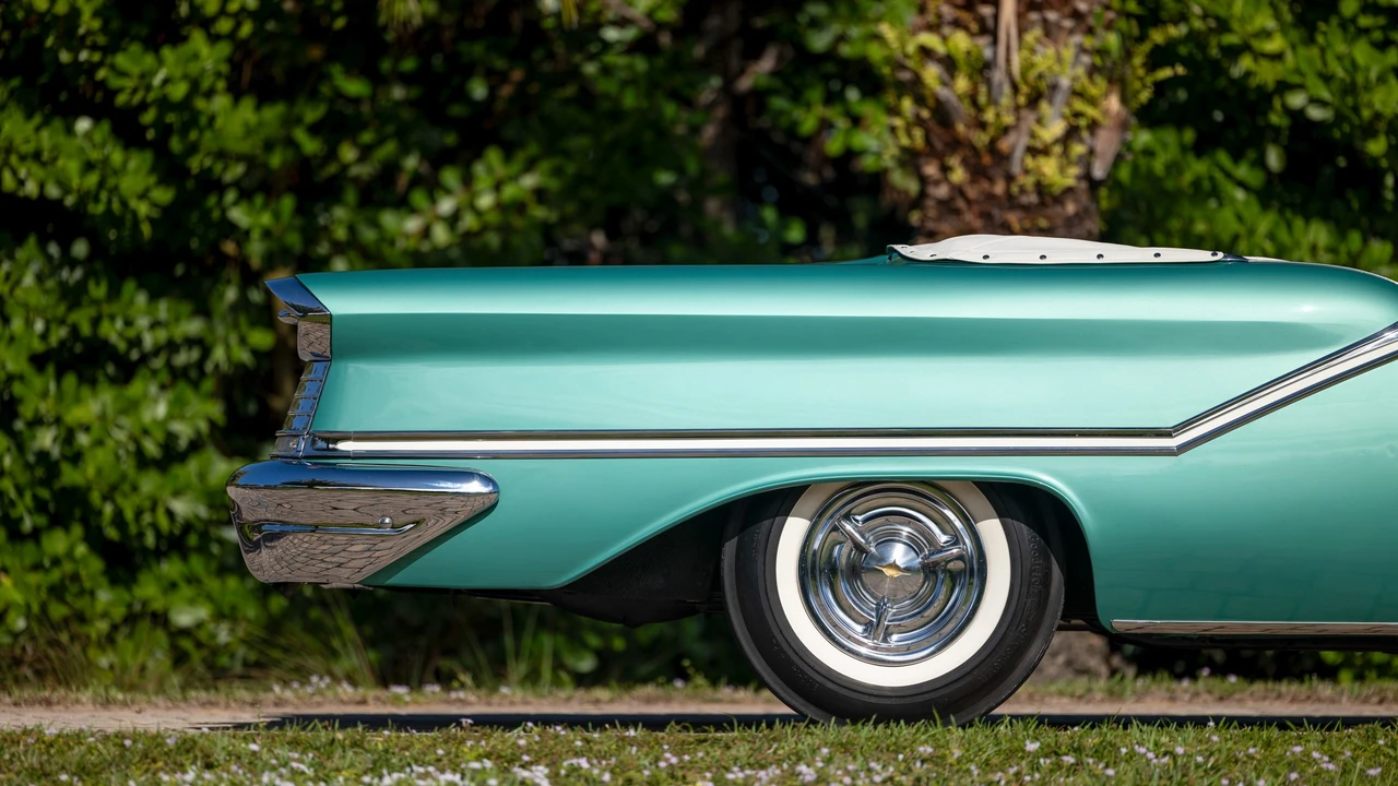 1957 Oldsmobile 98 - Image 19 of 31