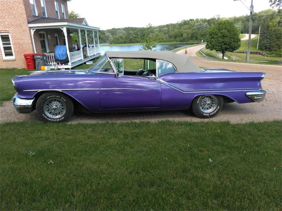 1957 Oldsmobile - Image 4 of 18