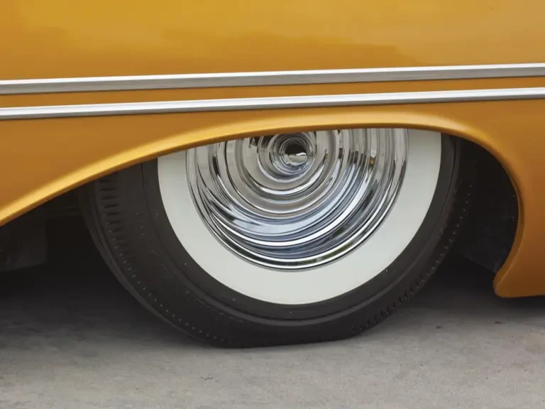 1957 Oldsmobile 88 - Image 17 of 23