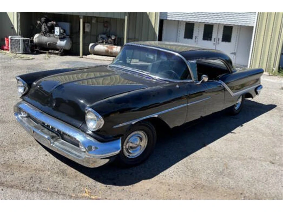 1957 Oldsmobile 88 - Image 20 of 30