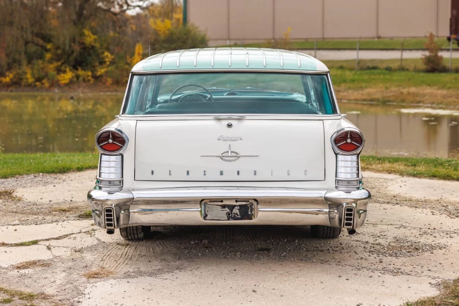 1957 Oldsmobile 88 - Image 5 of 31