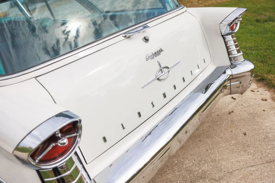 1957 Oldsmobile 88 - Image 27 of 31