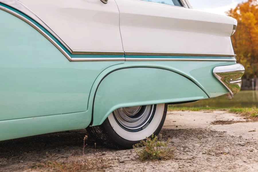 1957 Oldsmobile 88 - Image 22 of 31