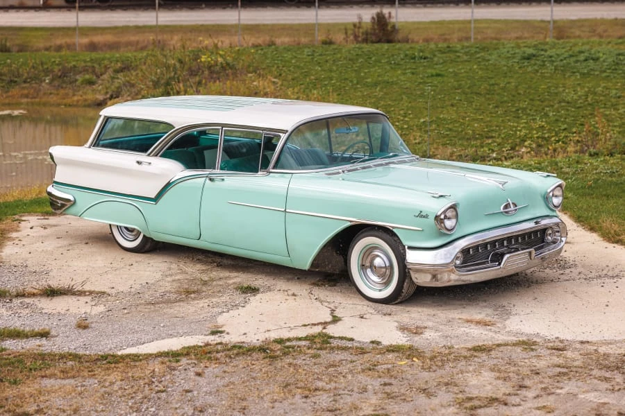 1957 Oldsmobile 88 - Image 15 of 31
