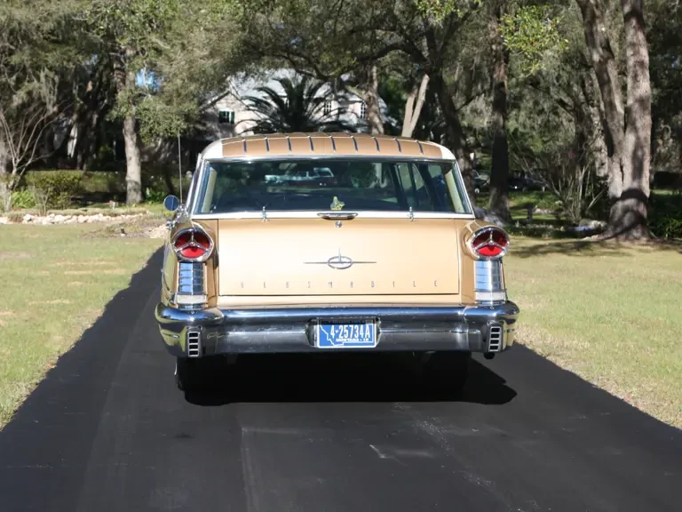 1957 Oldsmobile 88 - Image 10 of 31