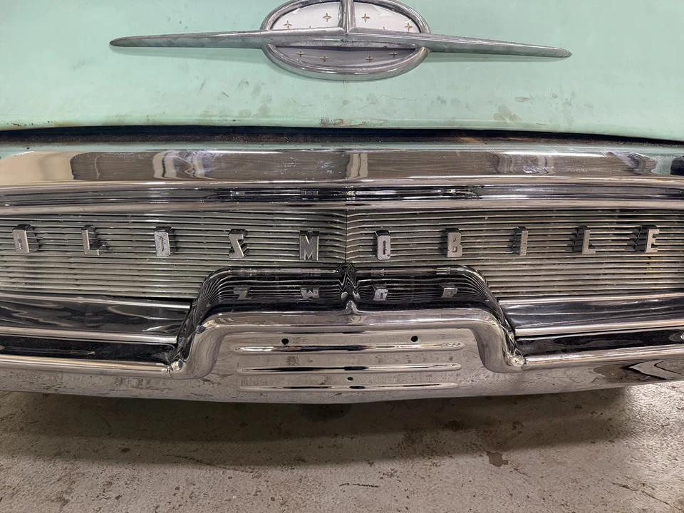 1957 Oldsmobile 88 - Image 16 of 31