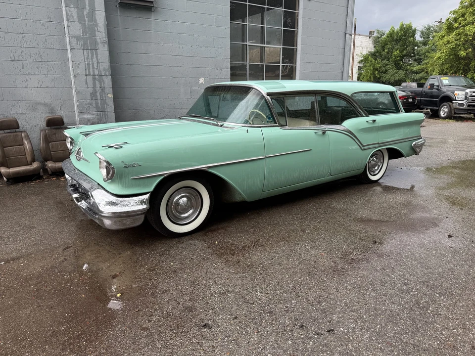 1957 Oldsmobile 88 - Image 4 of 31