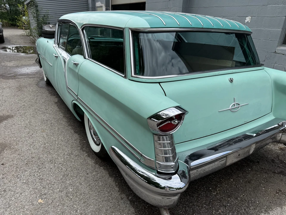 1957 Oldsmobile 88 - Image 27 of 31