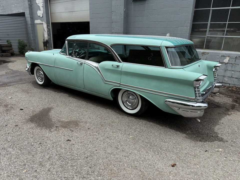1957 Oldsmobile 88 - Image 7 of 31