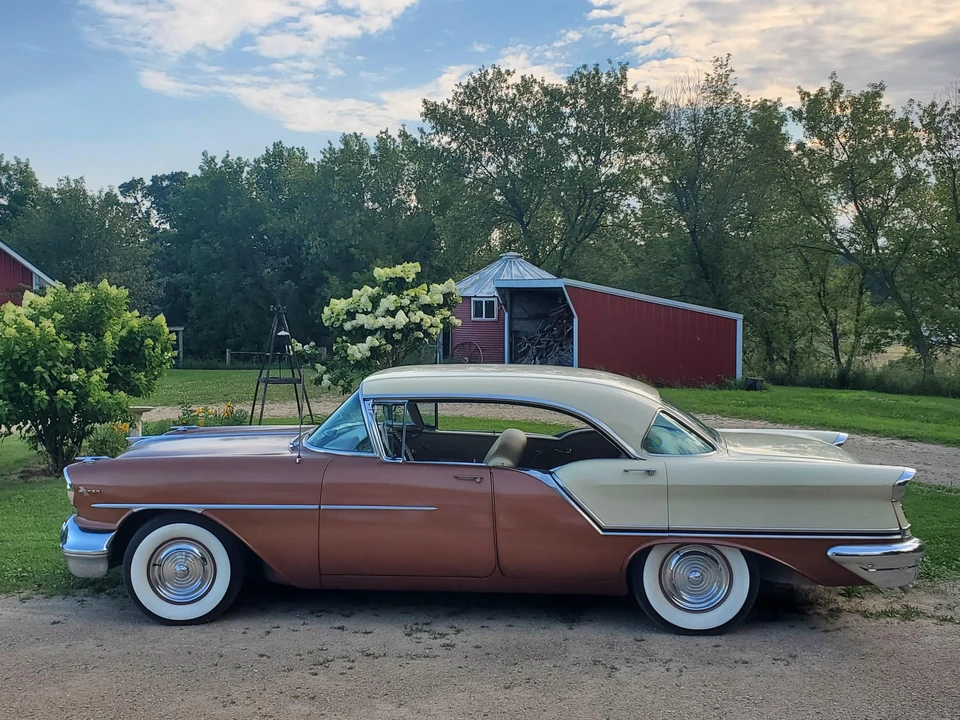 1957 Oldsmobile 88 - Image 9 of 31