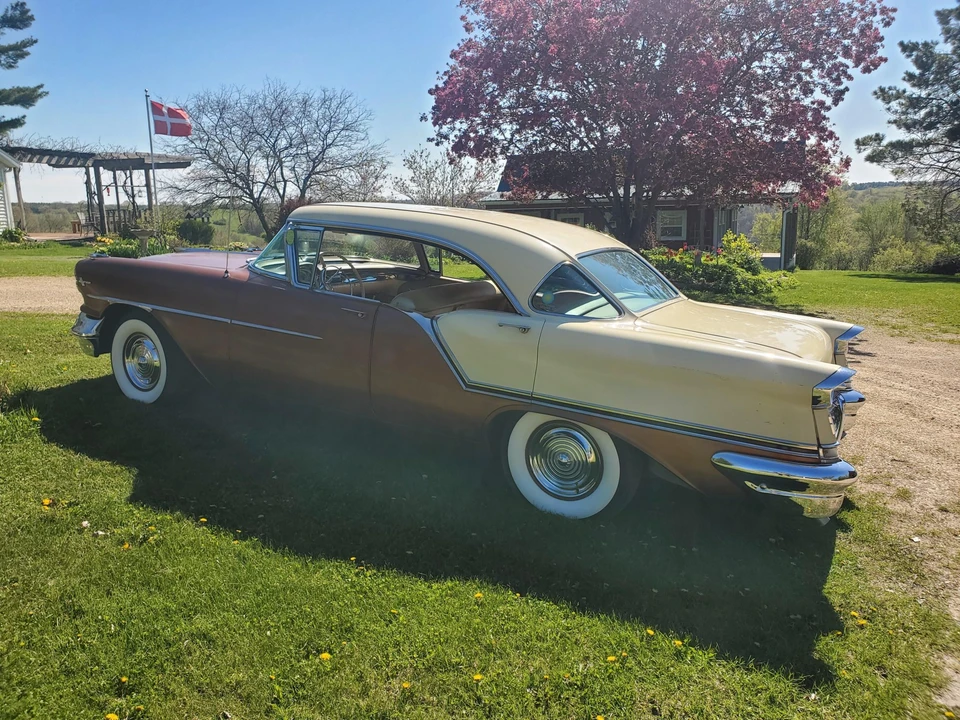 1957 Oldsmobile 88 - Image 16 of 31