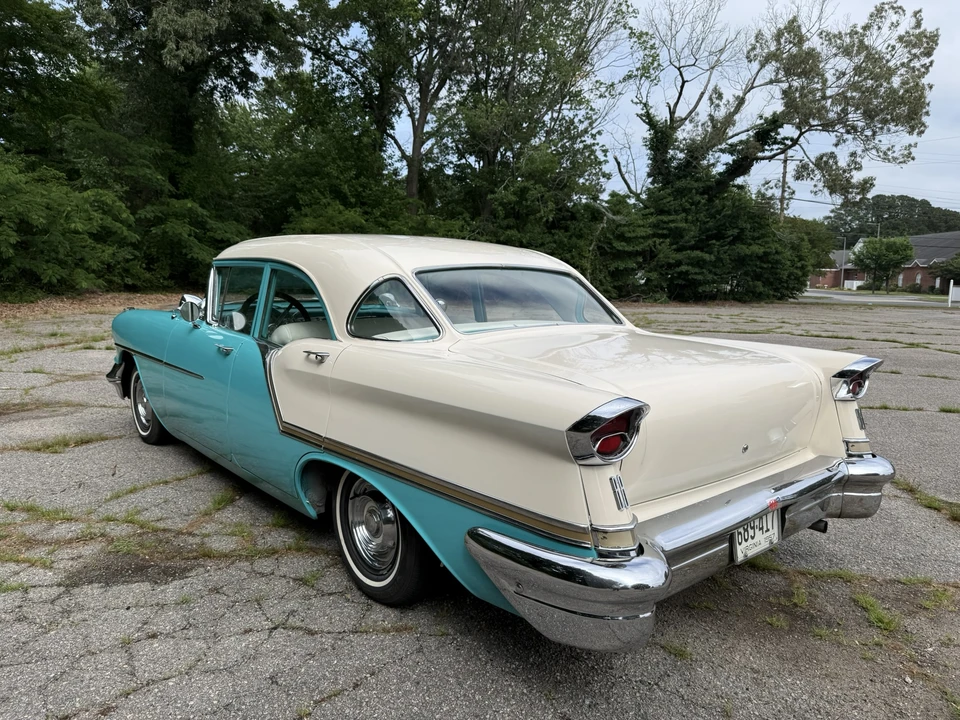 1957 Oldsmobile 88 - Image 9 of 31