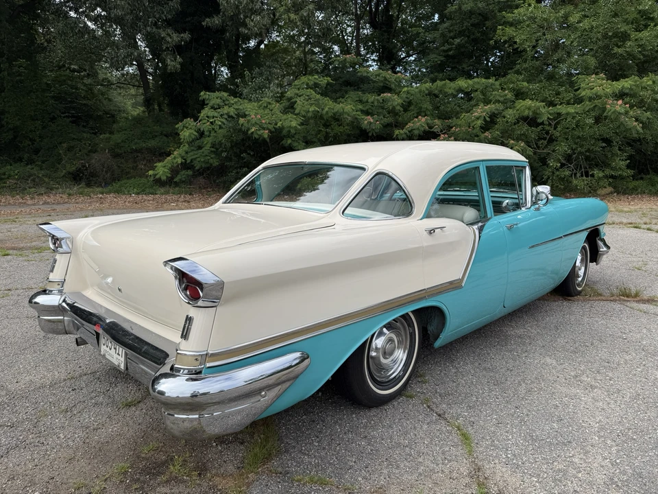 1957 Oldsmobile 88 - Image 7 of 31