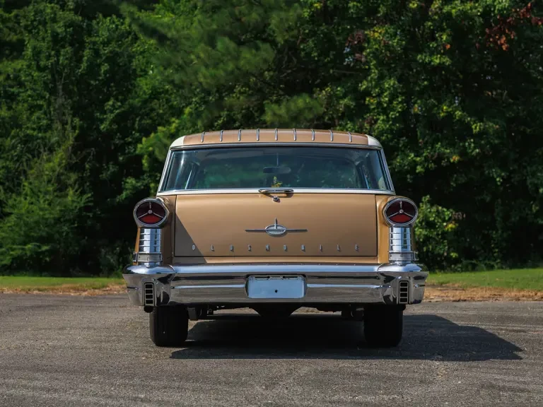 1957 Oldsmobile 88 - Image 9 of 31