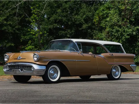 1957 Oldsmobile Golden Rocket Super 88 Fiesta