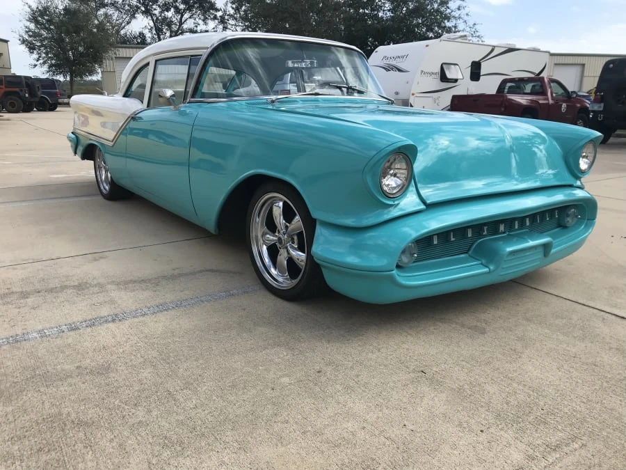 1957 Oldsmobile - Image 9 of 9