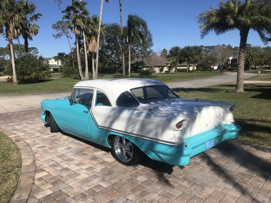 1957 Oldsmobile - Image 7 of 9