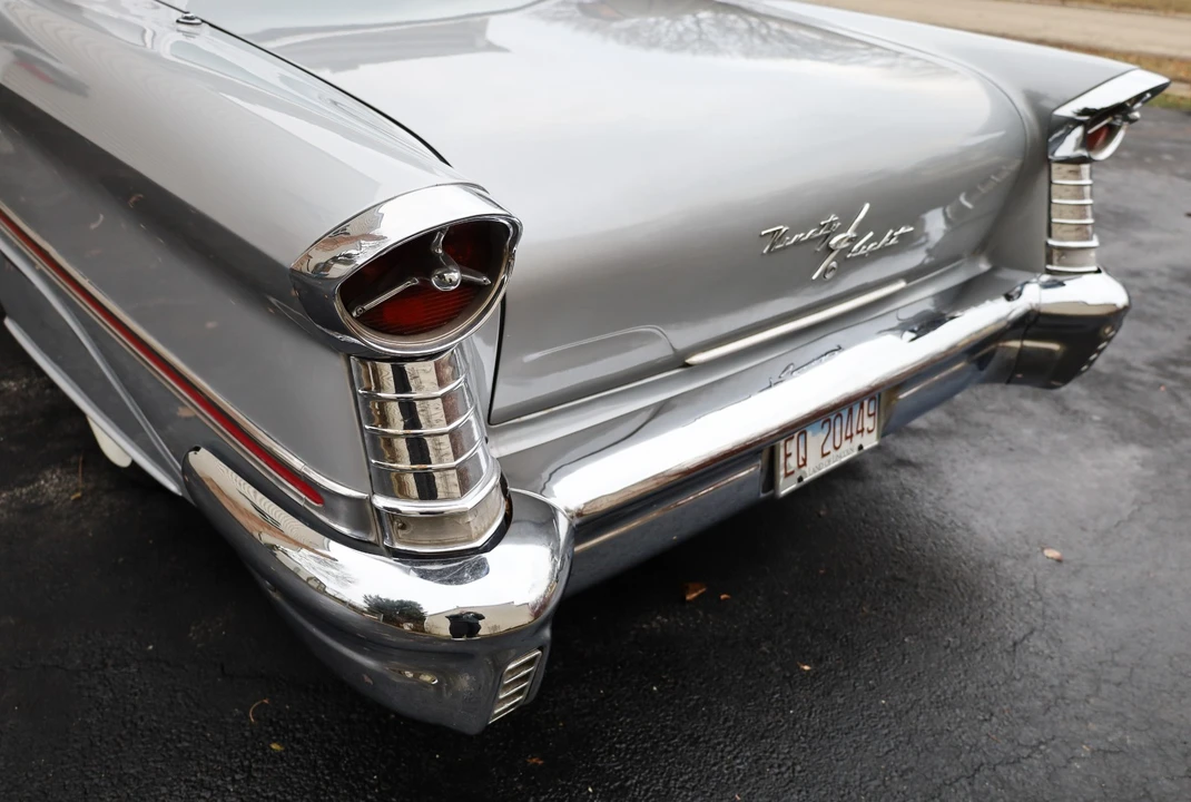 1957 Oldsmobile 98 - Image 11 of 21