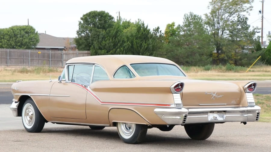 1957 Oldsmobile Starfire - Image 3 of 12