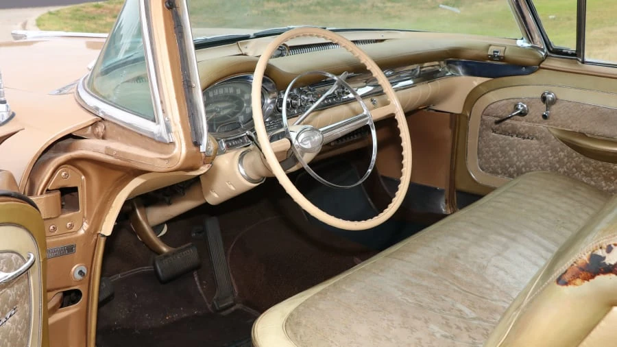 1957 Oldsmobile Starfire - Image 4 of 12