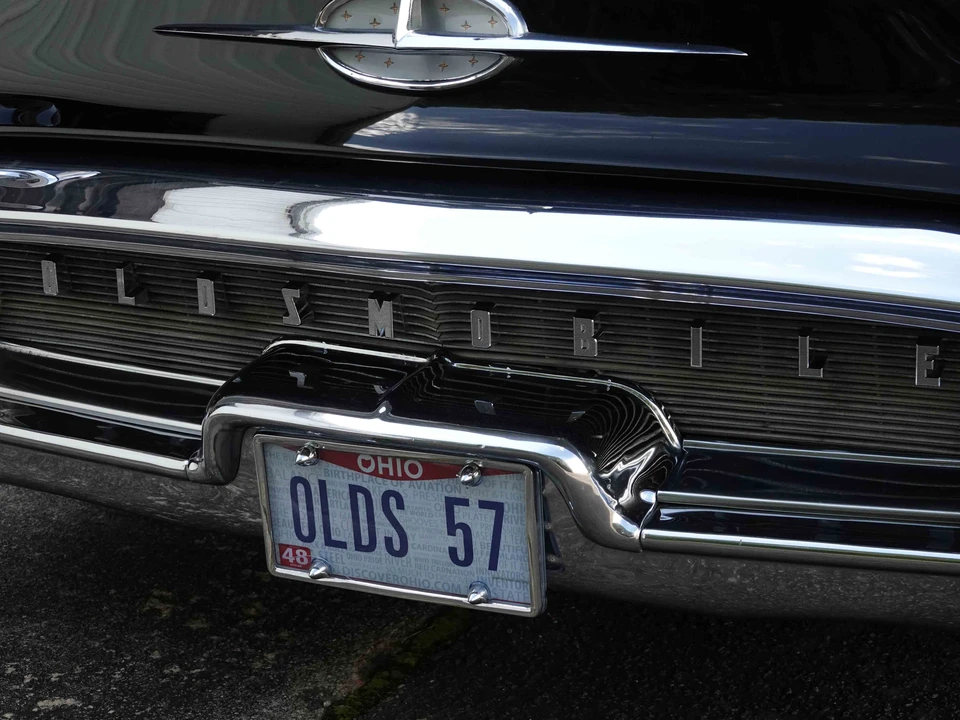 1957 Oldsmobile 98 - Image 30 of 31