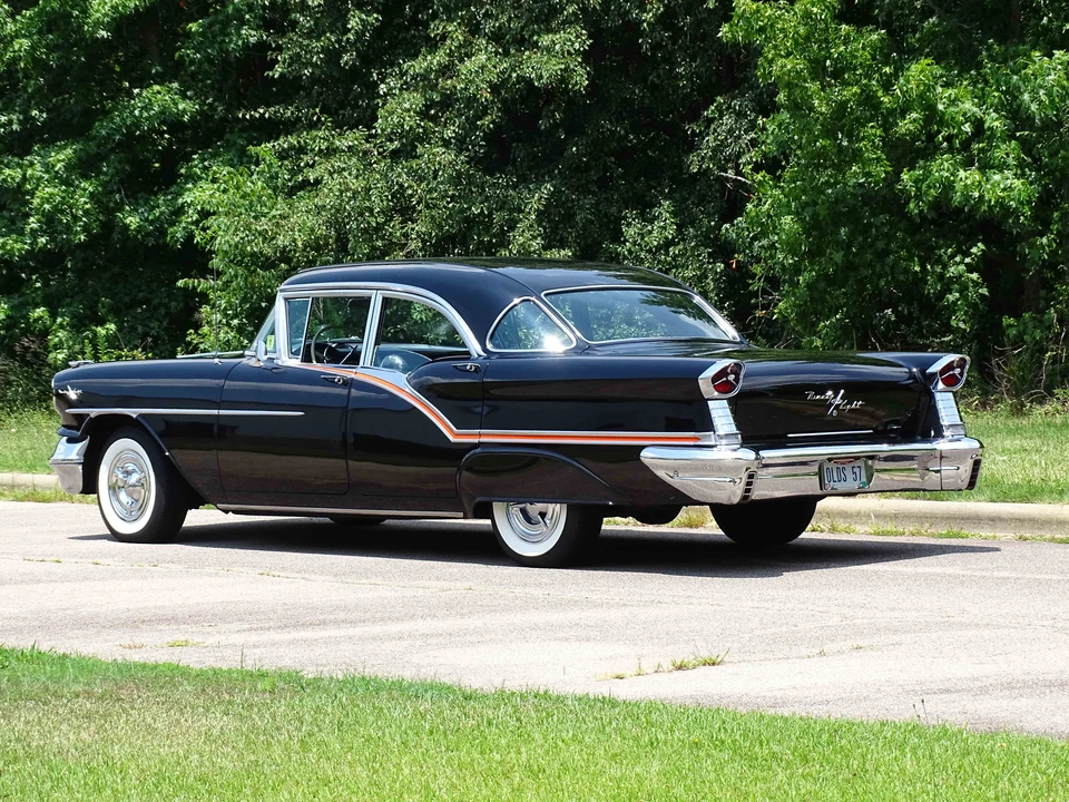 1957 Oldsmobile 98 - Image 13 of 31