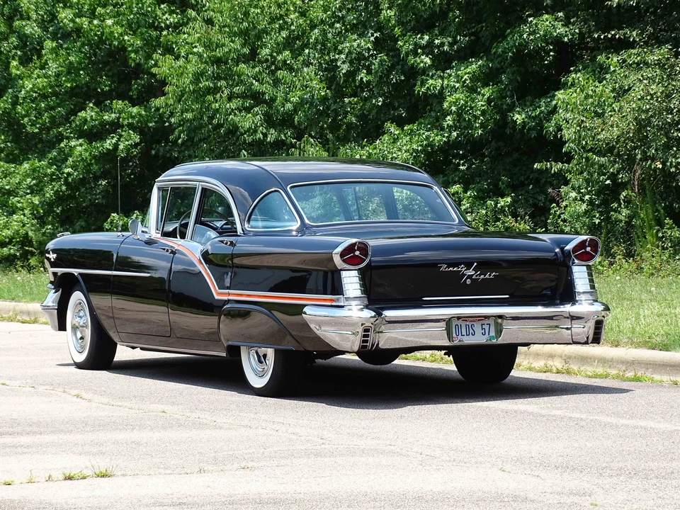 1957 Oldsmobile 98 - Image 12 of 31