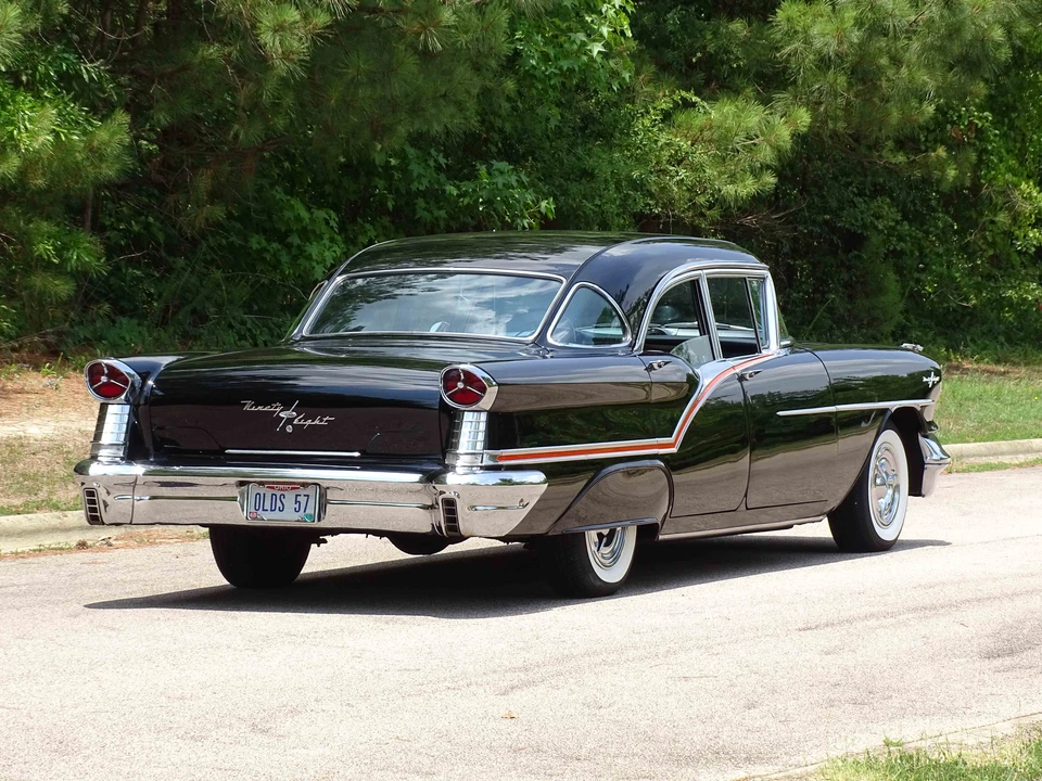 1957 Oldsmobile 98 - Image 8 of 31