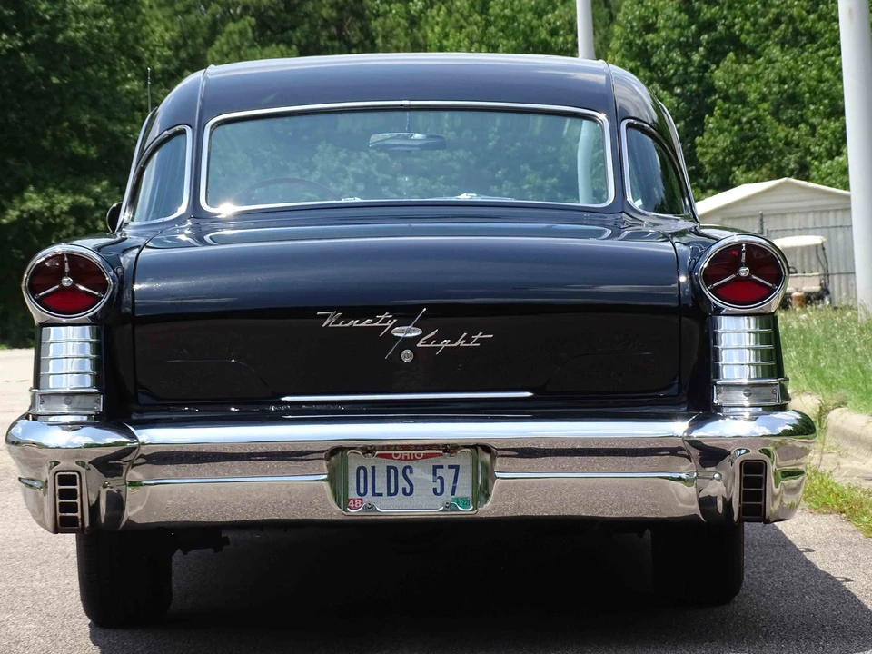 1957 Oldsmobile 98 - Image 10 of 31
