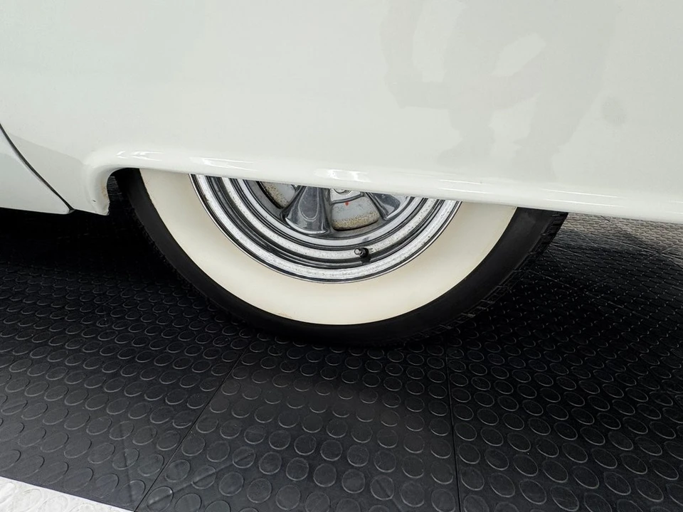 1957 Oldsmobile 88 - Image 21 of 31