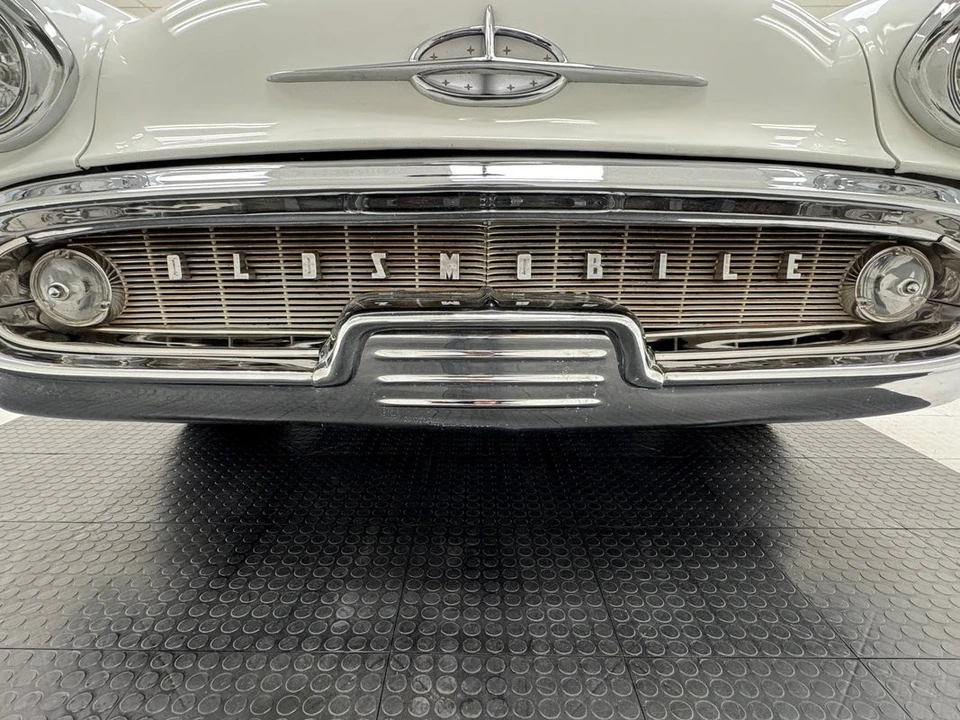 1957 Oldsmobile 88 - Image 9 of 31