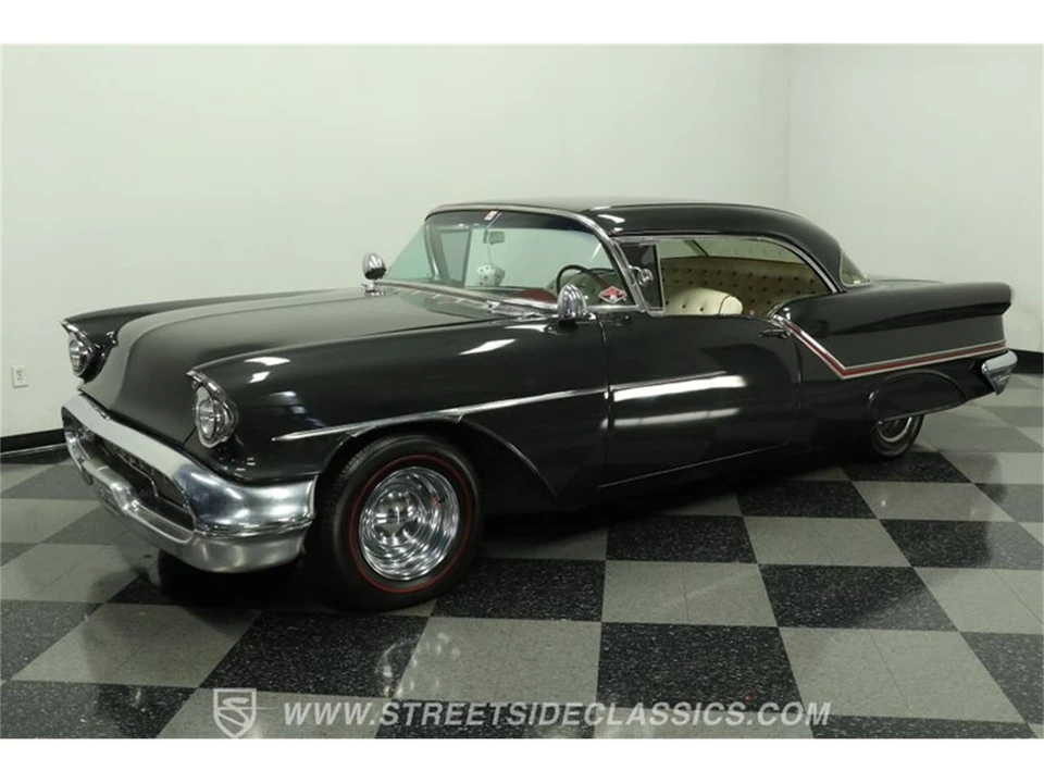 1957 Oldsmobile 88 - Image 6 of 31