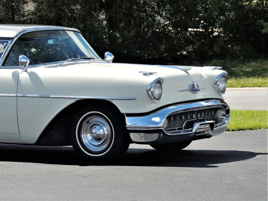 1957 Oldsmobile 88 - Image 4 of 9