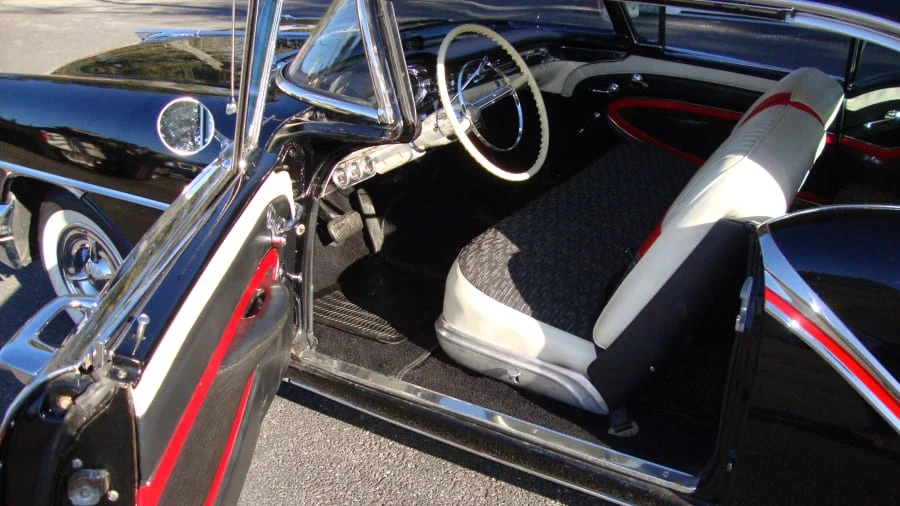 1957 Oldsmobile 88 - Image 6 of 9