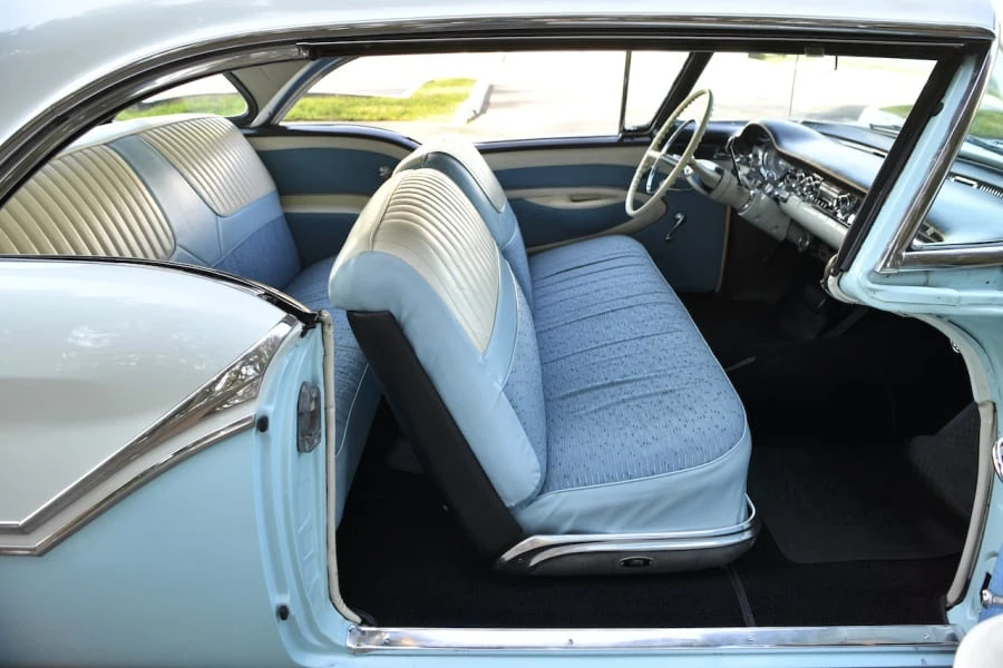 1957 Oldsmobile 88 - Image 7 of 31