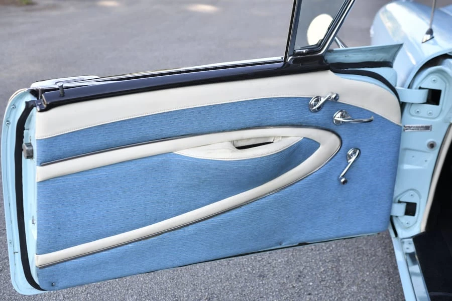1957 Oldsmobile 88 - Image 12 of 31