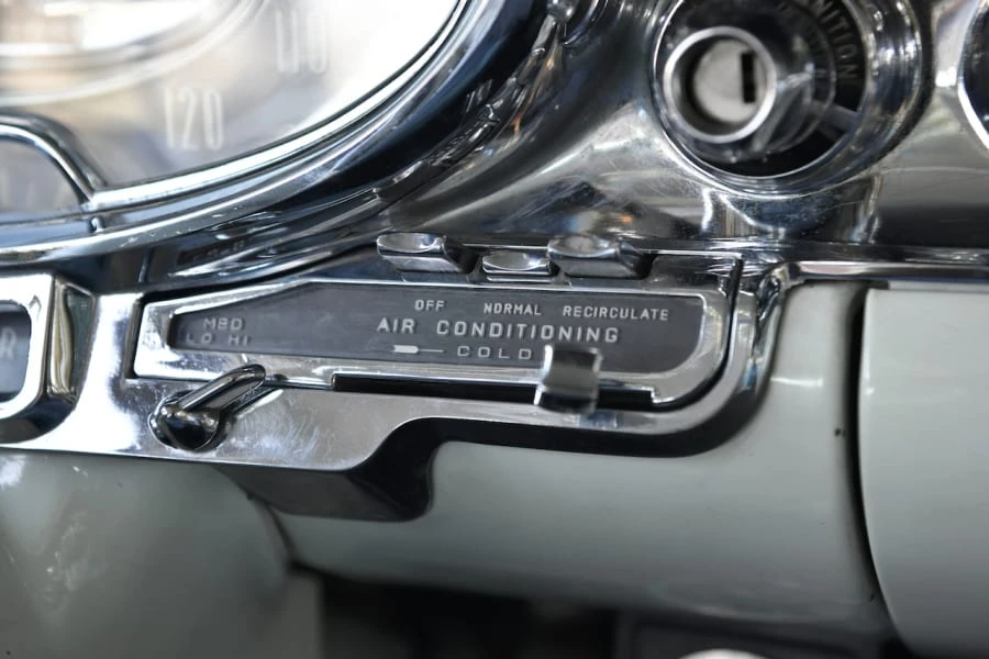 1957 Oldsmobile 88 - Image 21 of 31