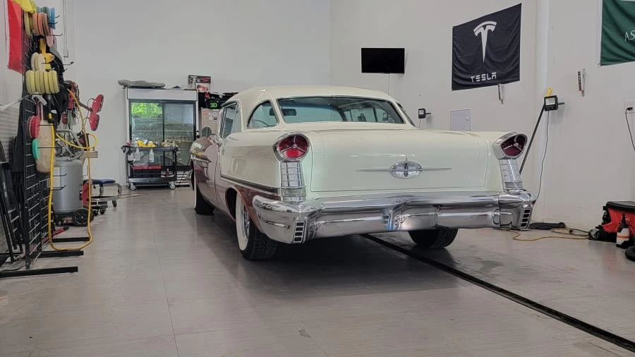 1957 Oldsmobile 88 - Image 6 of 10
