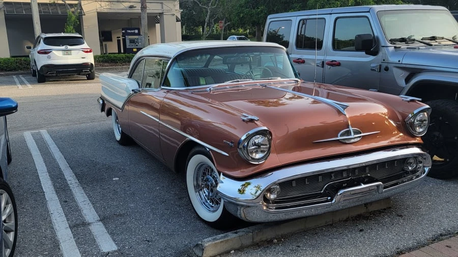 1957 Oldsmobile 88 - Image 10 of 10